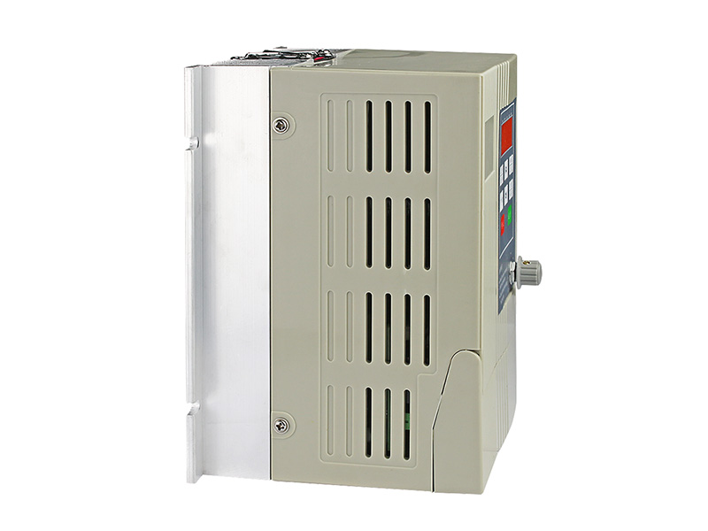 4000H三相水泵變頻器，380V恒壓供水變頻器，變頻恒壓供水，變頻器廠家